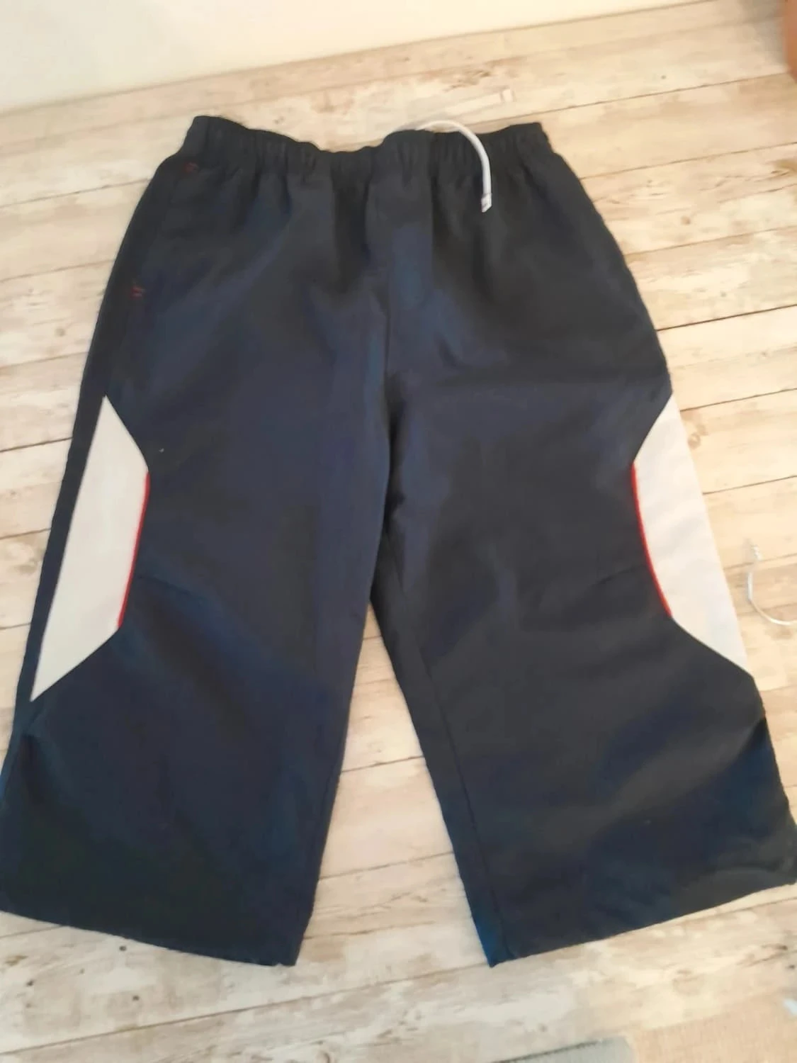 Bermuda enfant, bleu marine, Marque Décathlon, 6 ans